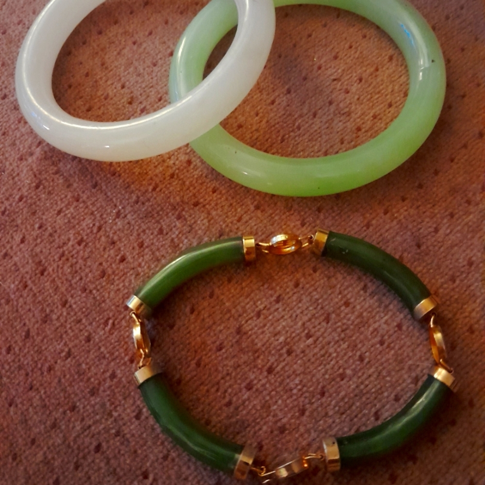 Elegant Green and Gold Bracelet Set  ,jade